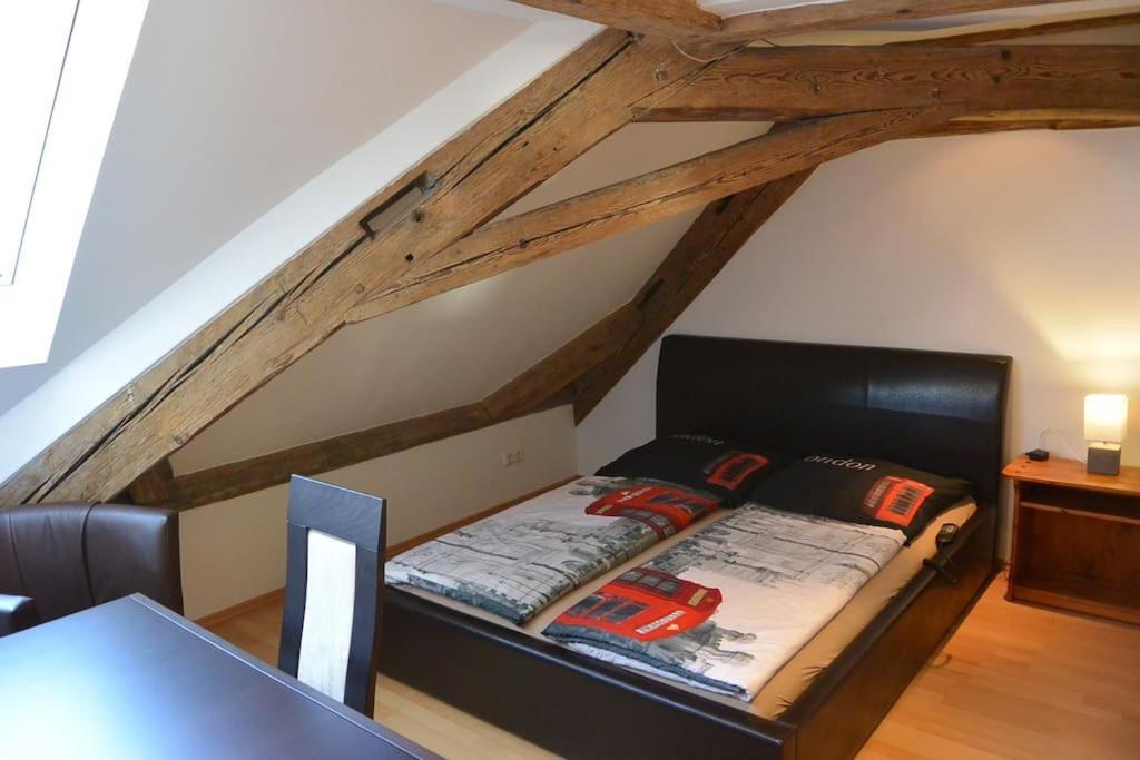 Apartment S10 In Bester Lage Stilvoll Im Zentrum Von Bayreuth Mit Klimaanlage Und Parkplatz Bagian luar foto